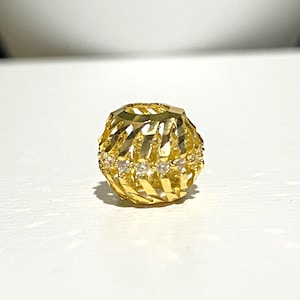 Vintage 15k Solid Yellow Gold White Topaz Ball Slide Pendant.