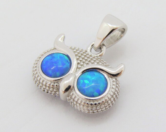 Vintage Sterling Silver Blue Opal Owl Pendant