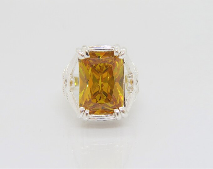 Vintage Sterling Silver Yellow Citrine & White Topaz Ring Size 10