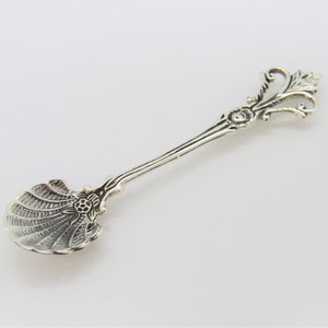 Vintage Sterling Silver Victorian Salt Spoon