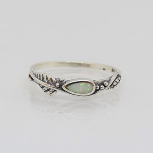 Vintage Sterling Silver White Opal Leaf Thin Band Ring Size 6 image 1