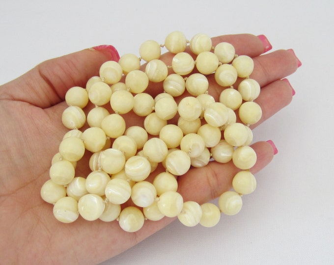 Antique Chinese Export 76pcs White Mother of Pearl Bead Necklace 33'' Length