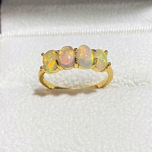 Vintage 14K Solid Yellow Gold Natural Oval Fire Opal Ring Size 7