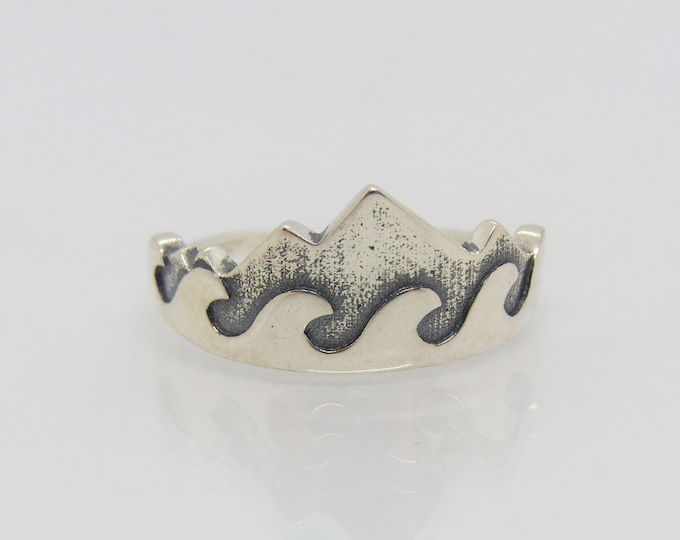 Sterling Silver Mountain Ring Size 5