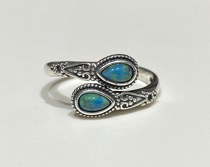 Vintage Sterling Silver Turquoise Ring.
