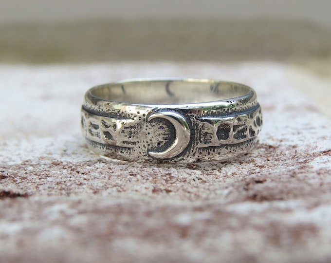 Sterling Silver Moon Band Ring.