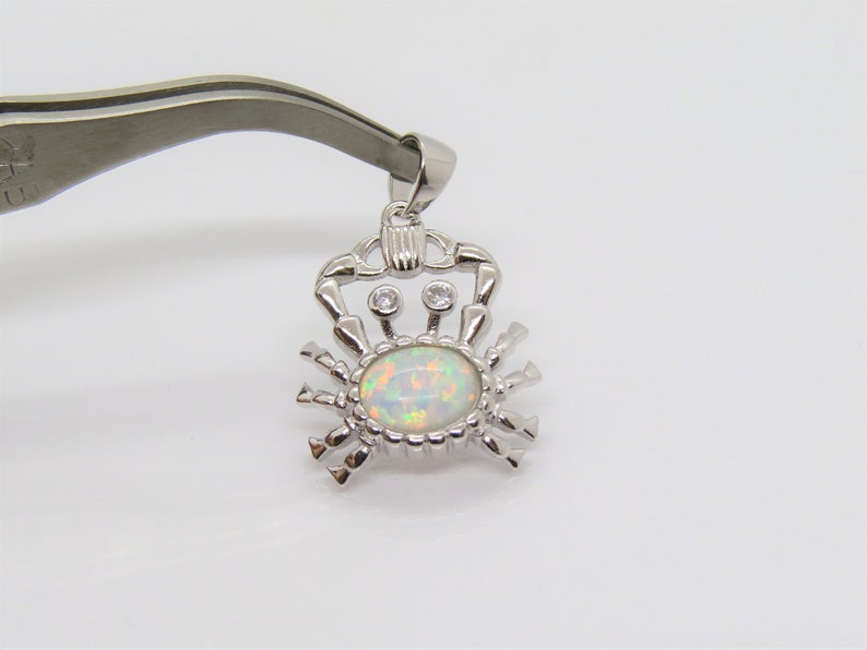 Vintage Sterling Silver White Opal /& White Topaz Crab Pendant