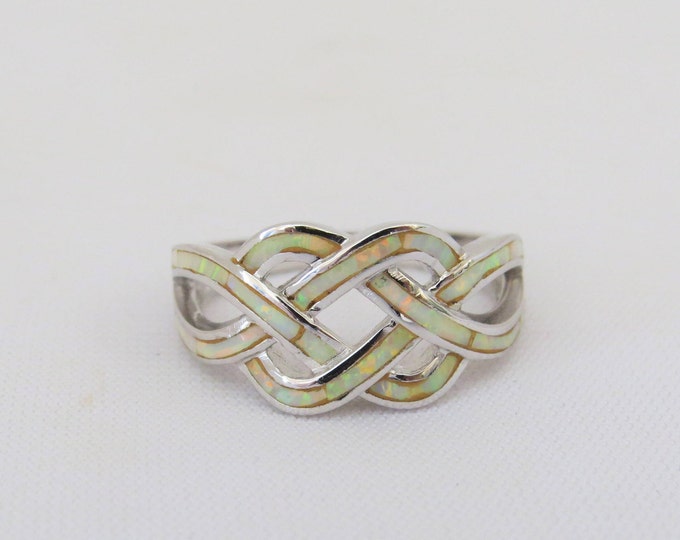 Vintage Sterling Silver Inlay Opal CELTIC Twisted Band Ring Size 8