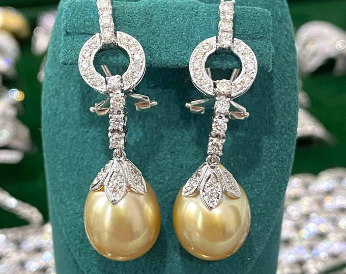 Vintage 18K White Gold Golden South Sea Pearl & Diamond Dangle Earrings