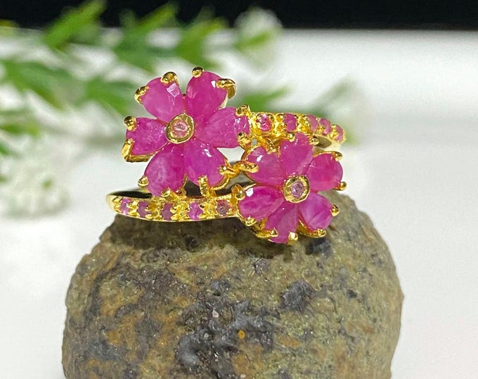 Vintage 18k Gold Plate Sterling Silver Natural Ruby Flowers Ring Size 9