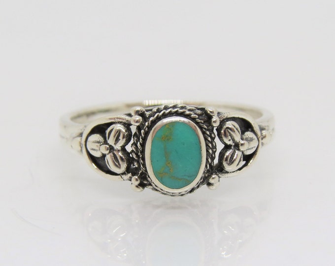 Vintage Sterling Silver Turquoise Flowers Ring Size 7