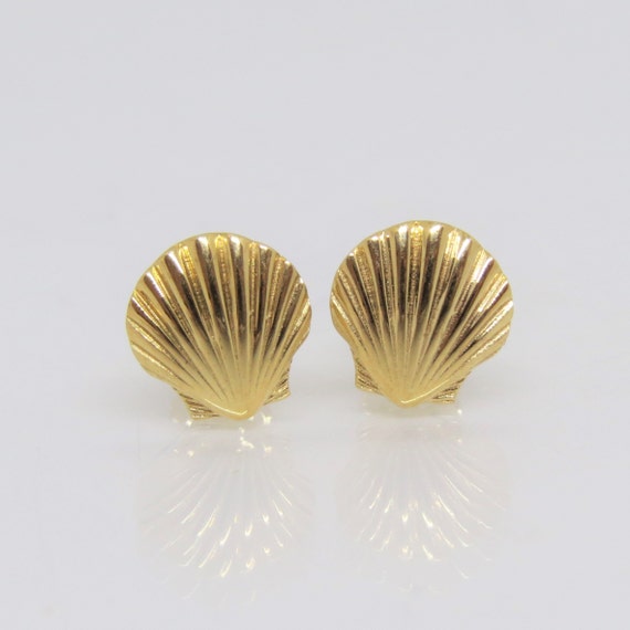 Vintage 14K Solid Yellow Gold Seashell Stud Earri… - image 2