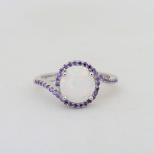 Anillo de compromiso vintage de plata de ley con ópalo blanco y amatista, talla 6