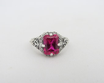 Vintage sterlingsilverring med smaragdslipad rubin, storlek 8