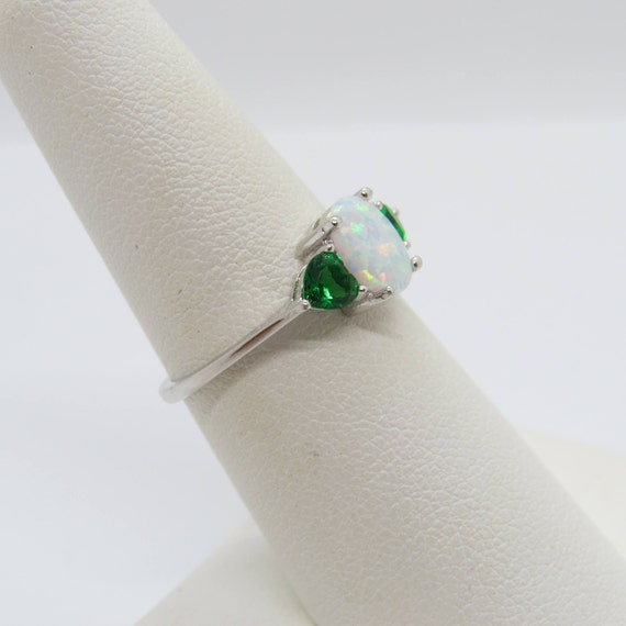 Vintage Sterling Silver White Opal & Emerald Ring… - image 5