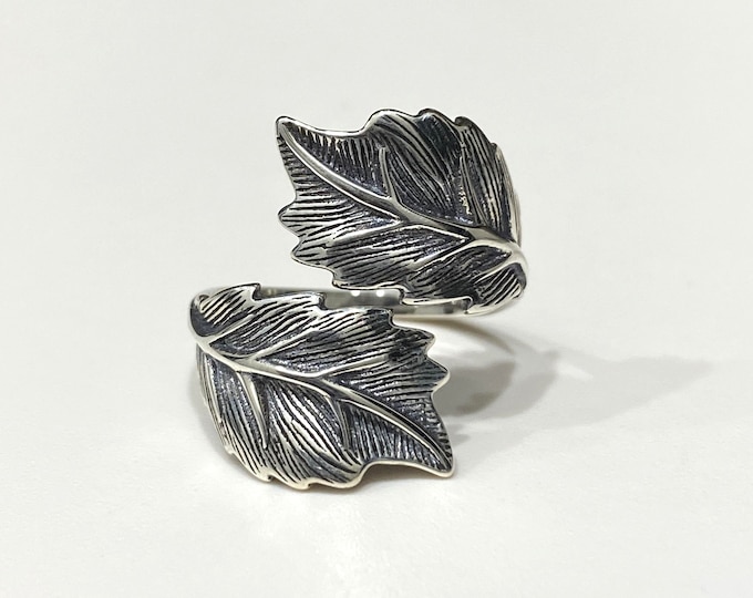 Vintage Sterling Silver Leaf Ring Size 9