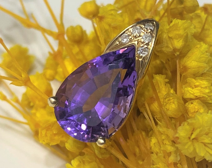 Vintage 14K Solid Yellow Gold 5.48ct Pear cut Natural Amethyst & Diamond Pendant