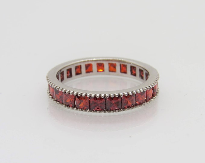 Sterling Silver Princess cut Fire Garnet Band Ring Size 7