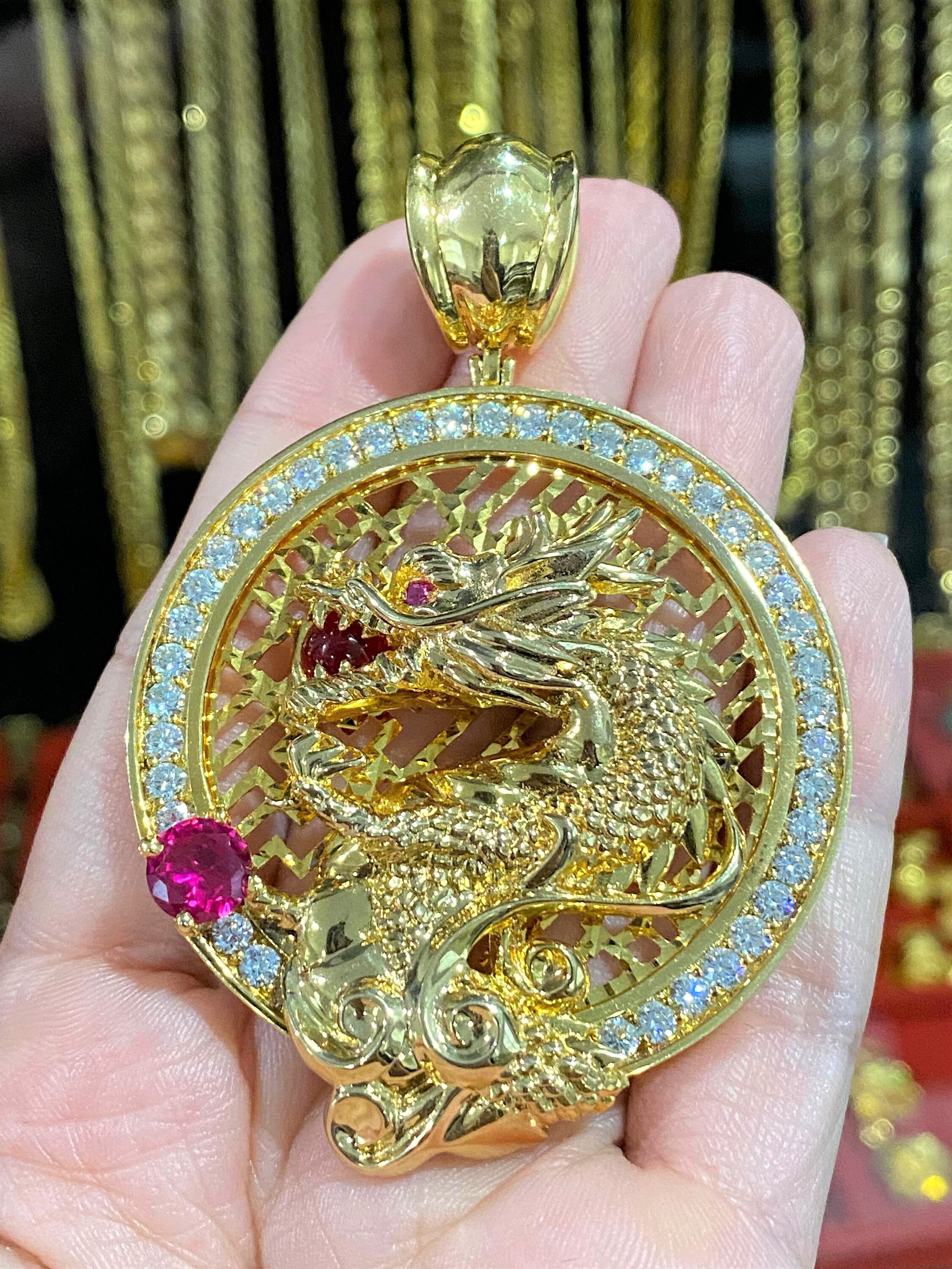 Vintage 610 15K Solid Yellow Gold Ruby White Topaz Dragon Pendant