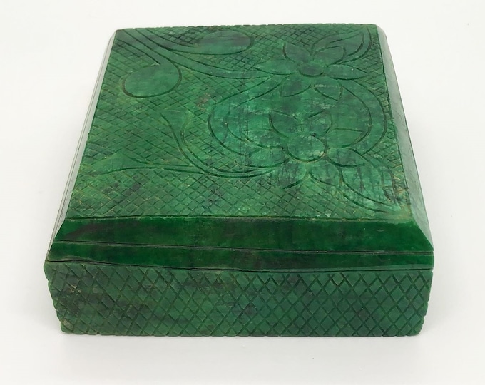 Vintage Natural Emerald Carved Floral Statue , Paperweight, Loose Gemstone 1,626Grams