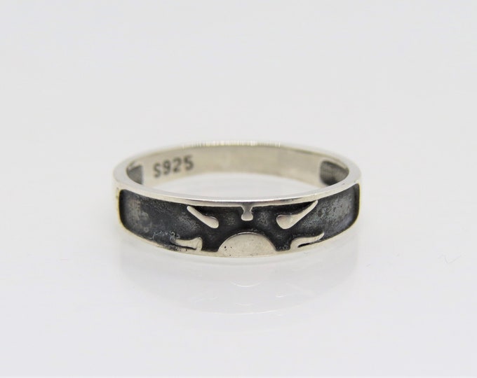 Vintage Sterling Silver Sun Band Ring Size 7