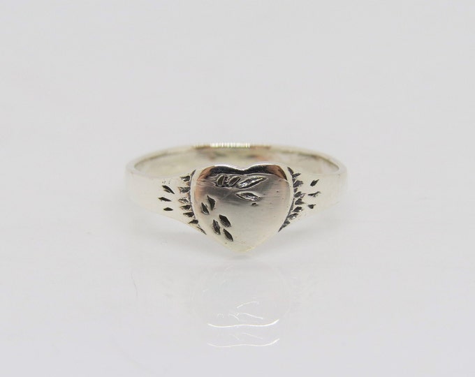 Sterling Silver Carved Heart Thin Band Ring Size 3,4,5