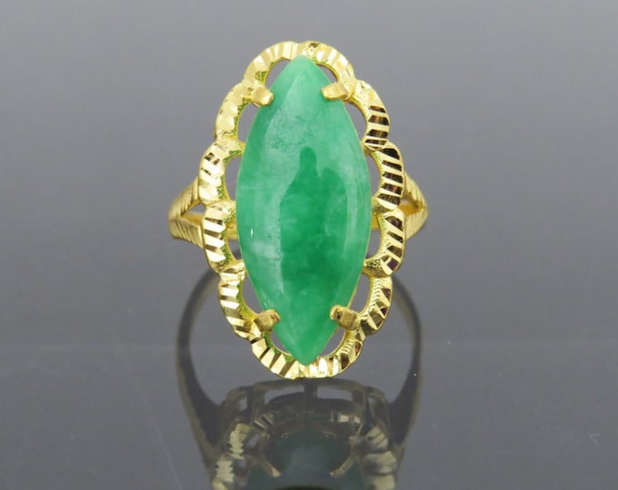 Vintage 24K 980 Solid Gold Natural Marquise cut Apple Green Jadeite Jade Ring Size 6.25
