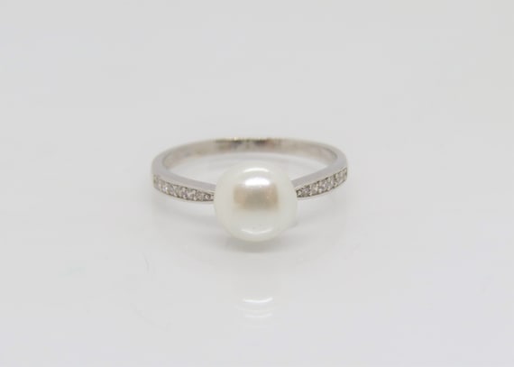 Vintage Sterling Silver Natural White Pearl & Whi… - image 1