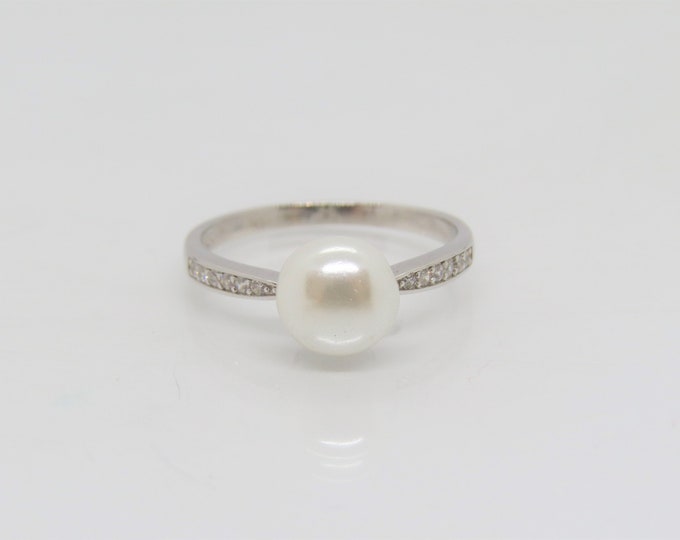 Vintage Sterling Silver Natural White Pearl & White Topaz Ring Size 9