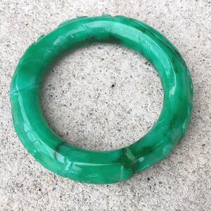 Doorschijnend groene, donkergroene jadeiet jade ruyi bloem vintage armband 56 MM