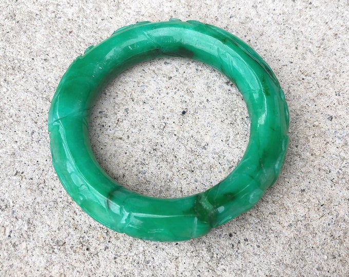 Translucent Green, Dark Green Jadeite Jade Ruyi Flower Vintage Bangle Bracelet 56MM
