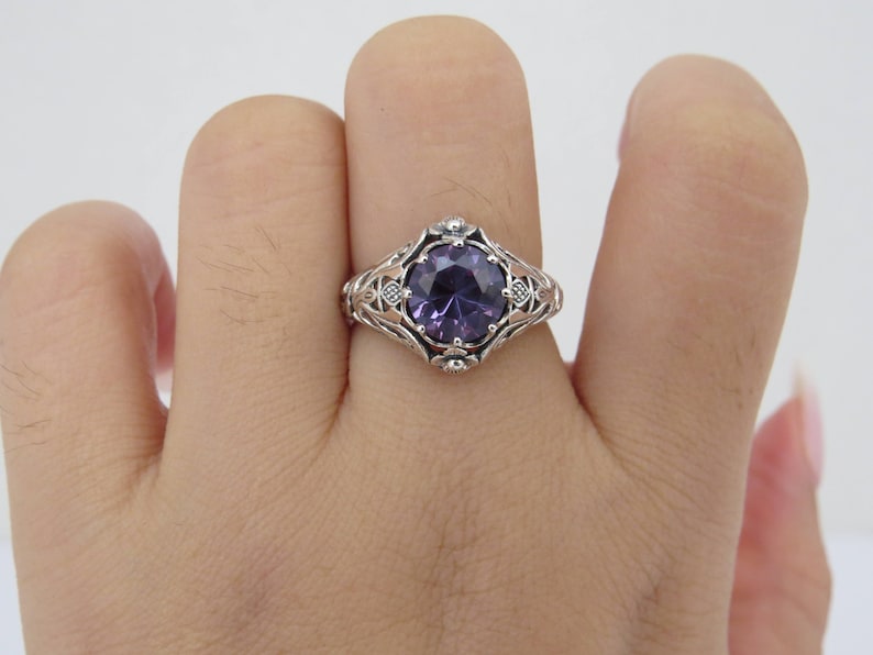 Vintage Sterling Silver Round cut Alexandrite Filigree Ring Size 7