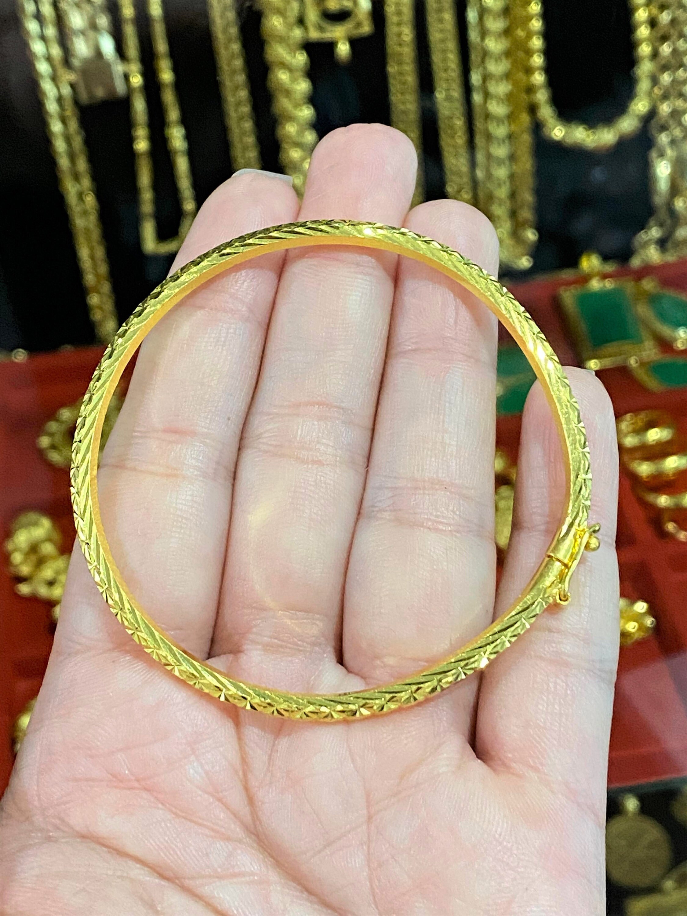 Vintage 24K 980 Solid Yellow Gold Diamond Cut Bangle 54MM - Etsy Vintage 24K 980 Solid Yellow Gold Diamond Cut Bangle 54MM - Etsy