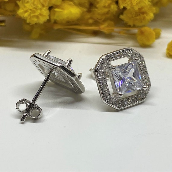 Vintage Sterling Silver White Topaz Earrings. - image 7