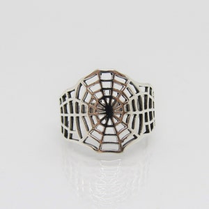 Vintage Sterling Silver Spider Web Ring Size 8