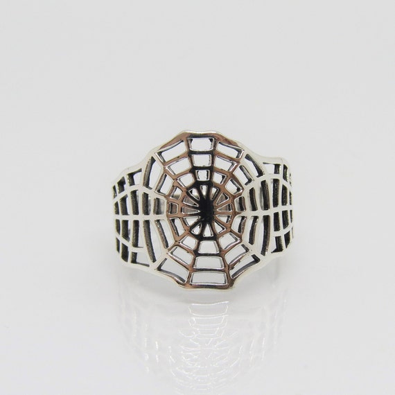 Vintage Sterling Silver Spider Web Ring Size 8 - image 1