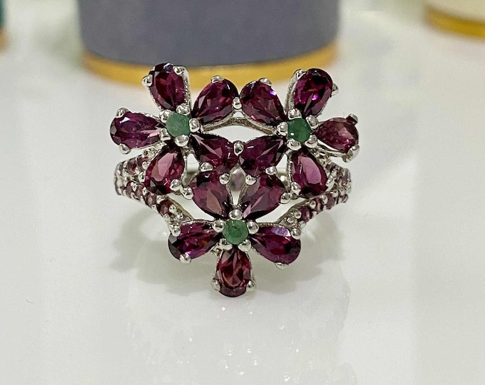 Vintage Sterling Silver Natural Rhodolite, & Emerald Flowers Ring Size 7 1/2