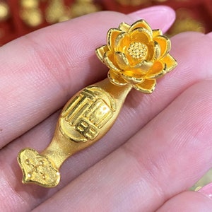 Vintage 24K 9999 Pure Gold Lotus Pendant.