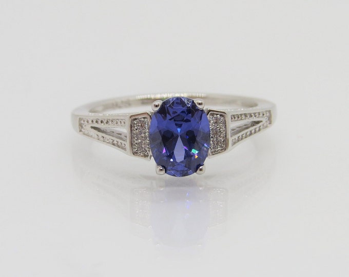 Vintage Sterling Silver Oval cut Tanzanite & White Topaz Ring Size 5