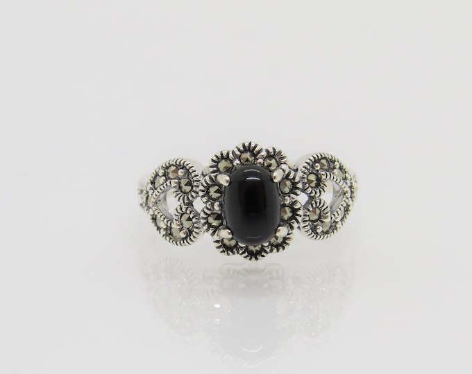 Vintage Sterling Silver Black Oynx & Marcasite Ring Size 11