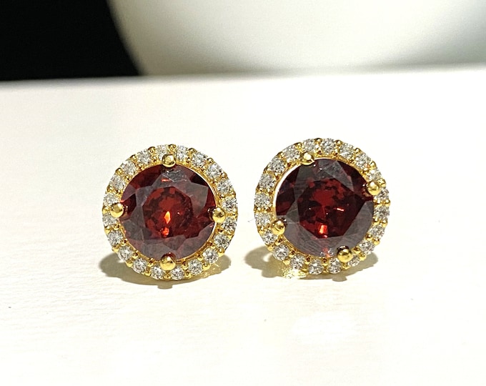 18K Solid Yellow Gold  Garnet & White Topaz Halo Stud Earrings.