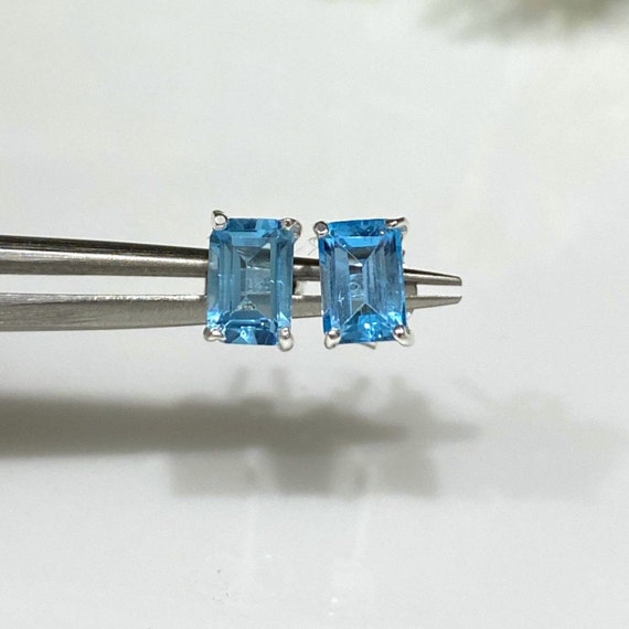 Vintage Sterling Silver Rectangular Aquamarine Ea… - image 1