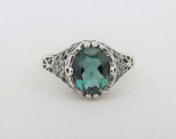 Vintage Sterling Silver Emerald Filigree Ring Size 7
