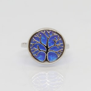 Vintage Sterling Silver Blue Opal Tree of Life Dome Ring Size 8