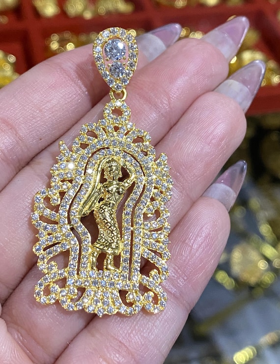 Vintage 15K 610 Solid Gold White Topaz Thai Buddha Pendant.