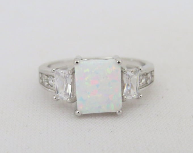 Vintage Sterling Silver White Opal & White Topaz Three stone Ring Size 9