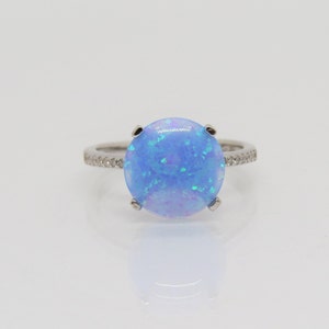 Vintage Sterling Silver Round cut Blue Opal & White Topaz High Dome Ring Size 7