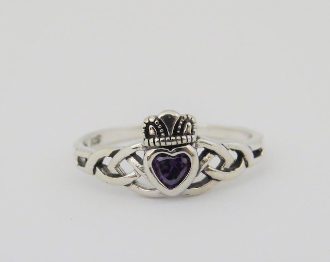 Vintage Claddagh Sterling Silver Amethyst Celtic Ring Size 5
