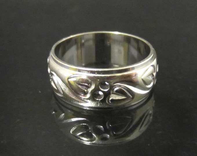 Vintage Solid 14K White Gold Sweet & Simple Promise Ring Engagement Wedding Heart Band Ring Size 5