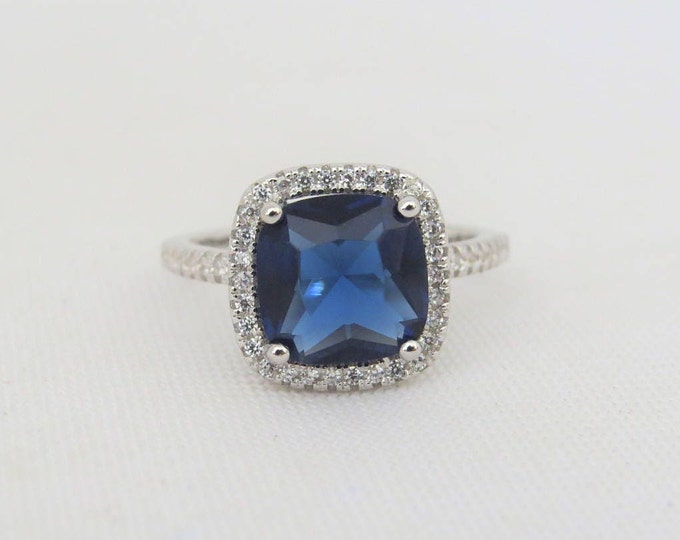 Vintage Sterling Silver Cushion cut Blue Sapphire & White Topaz Cocktail Ring Size 8